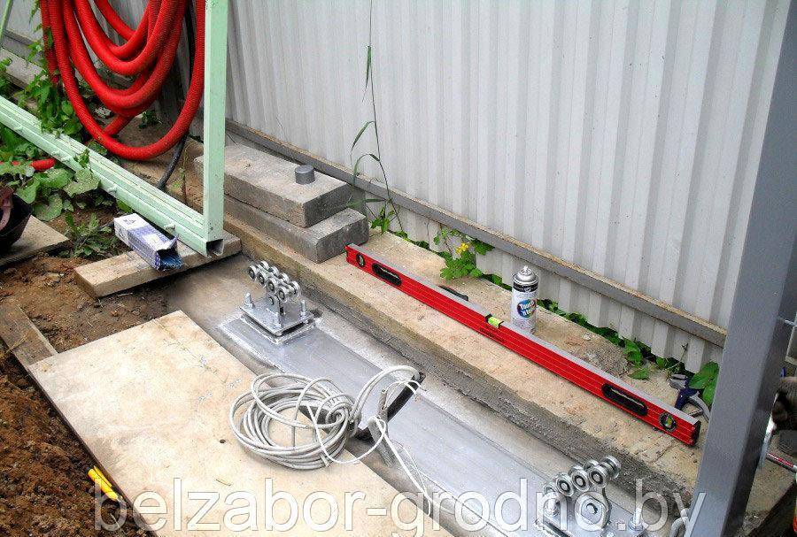 Установка откатных ворот: монтаж привода, схема подключения, регулировка