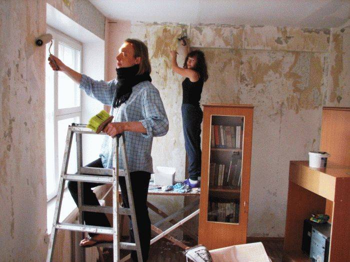Контроль строителей во время ремонта квартиры: выбор подрядчика, схемы обмана, проверка качества работы